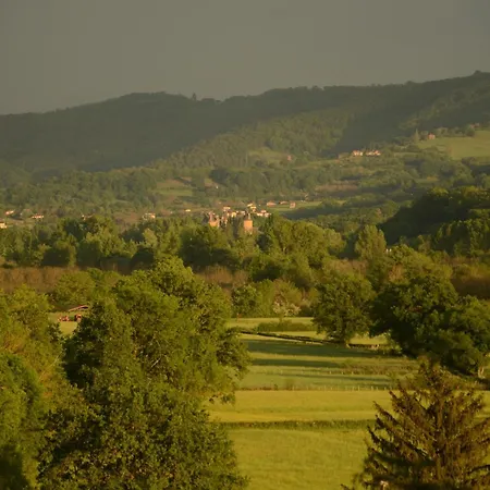 Les Nuitees De L'arlesienne Saint-Médard-de-Presque