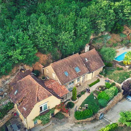 Les Nuitées De L'arlesienne Hébergement de vacances *